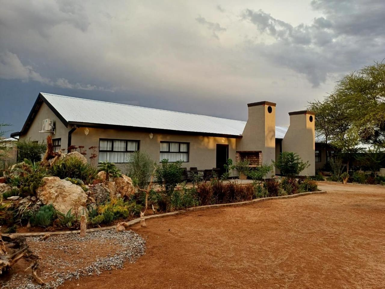 Knowhere Selfcatering Unit 1 Na Omaruru Luaran gambar
